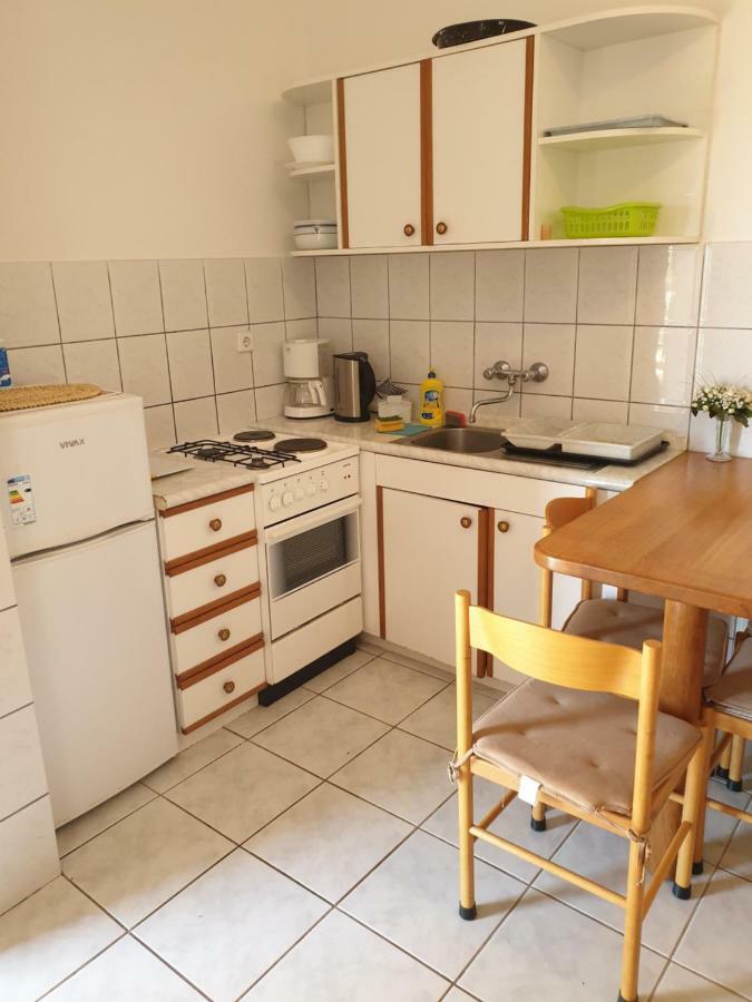 Apartments L.Z. Starigrad Paklenica Eksteriør billede